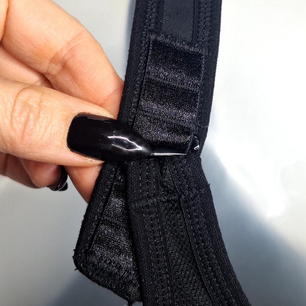 Wacoal 38DD Simone Sport Underwire Bra High Impact 855170 Black Adjustable Strap - Picture 8 of 10